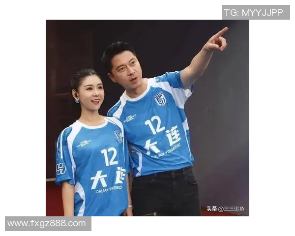 国内明星与足球明星同框互动精彩瞬间视频回顾